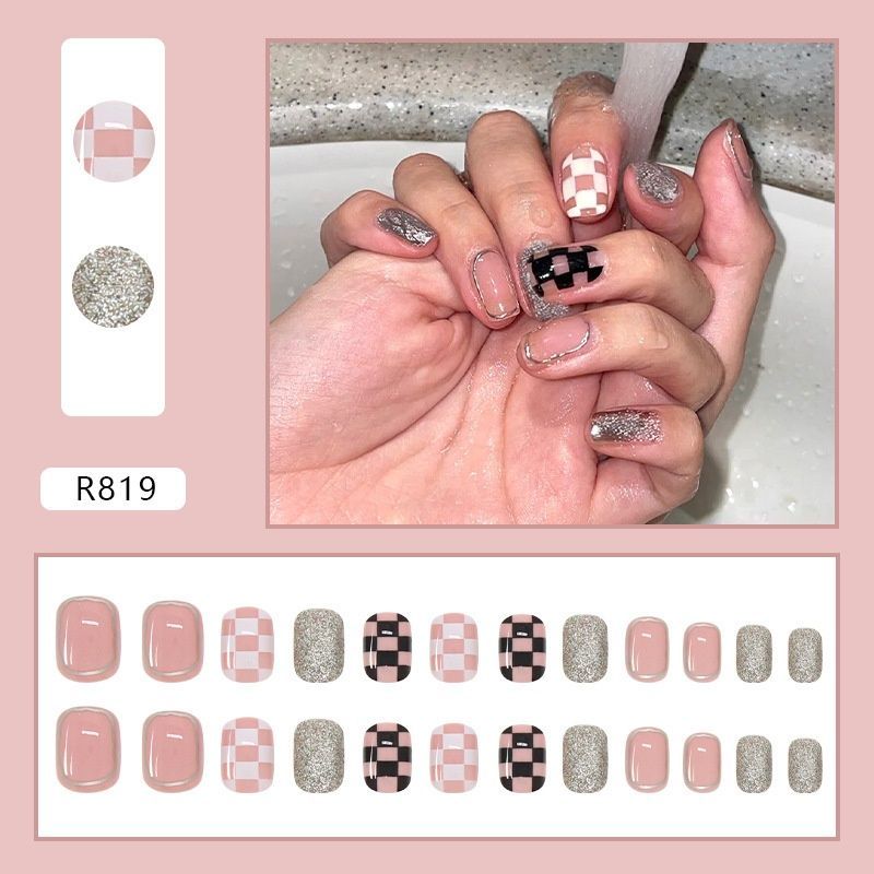 False nails with glue Bananahall R819 Beige 24 pcs (A9979)