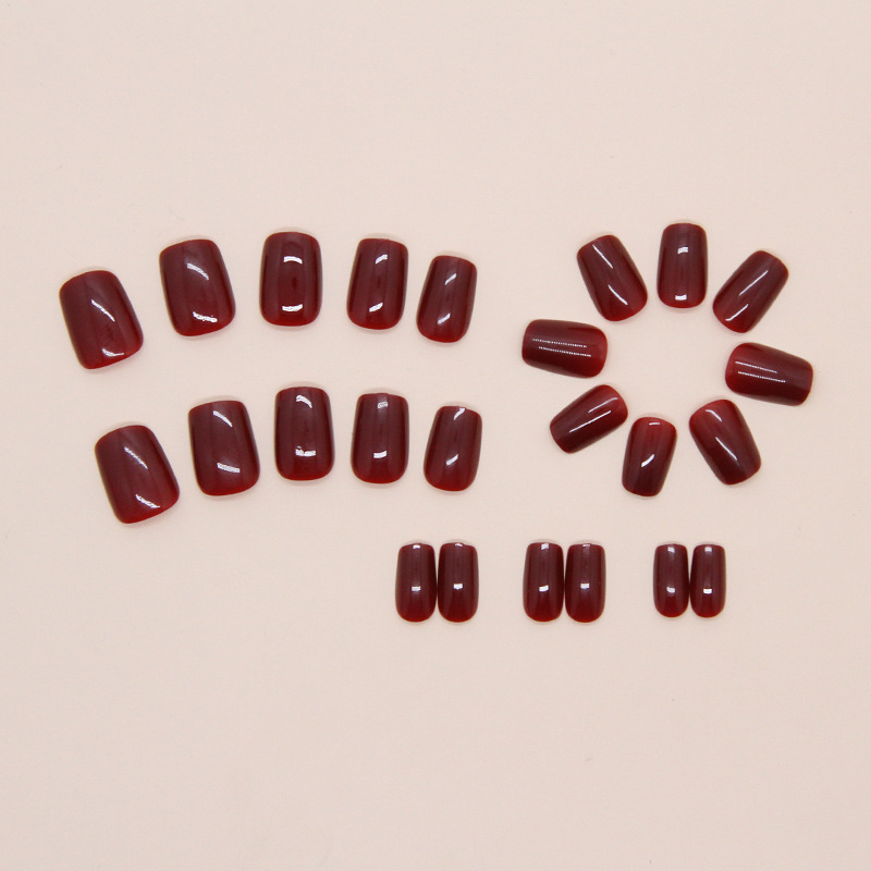 Short false nails with glue CF046 Bananahall Burgundy 24 pieces (A9433)