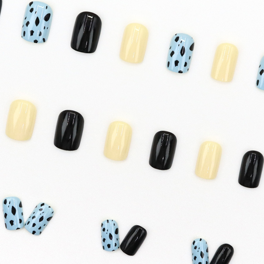 False nails with glue A3023 Bananahall With design 24 pieces (A9424)