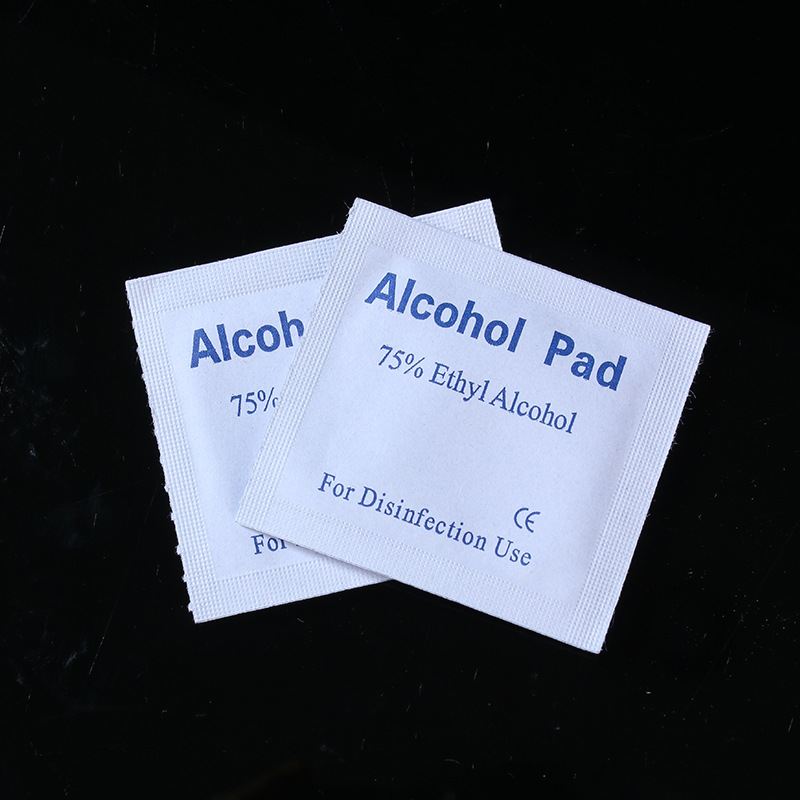 спиртова серветка Alcohol Pad 75% для манікюру